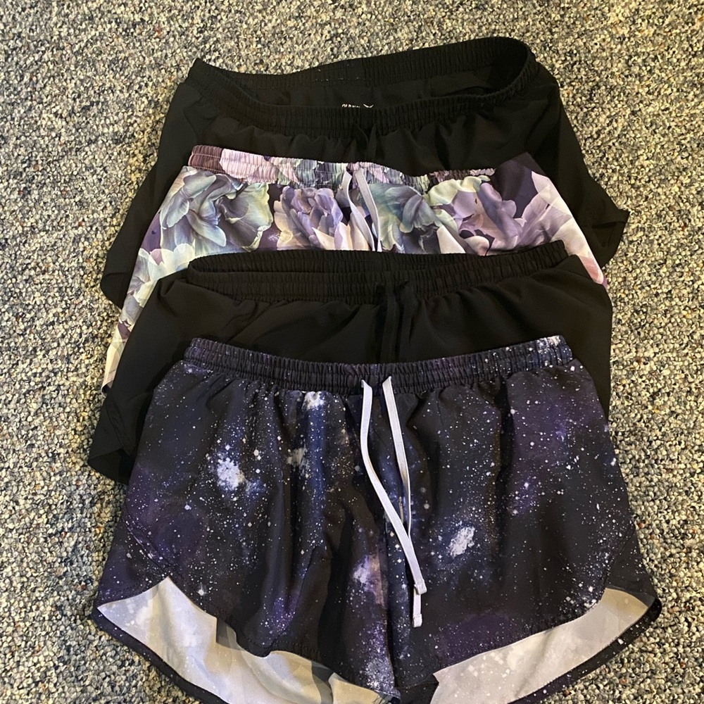 Lot of old navy go-dry active shorts. Medium.